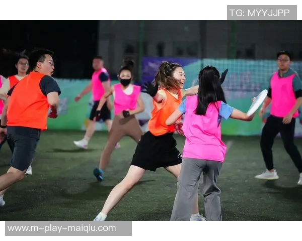 实时新闻刘娜专访从飞盘新手到顶尖选手的成长之路与心路历程回顾